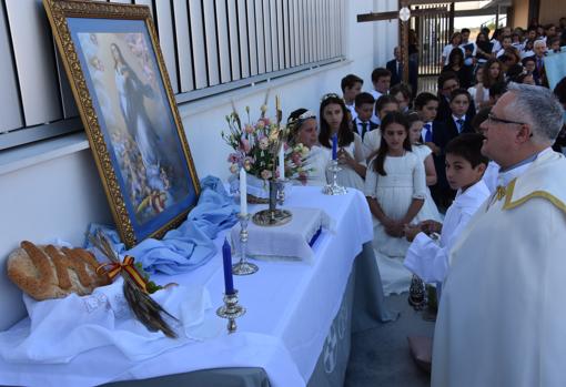 Procesión del Corpus Christi en el Colegio CEU San Pablo Sevilla