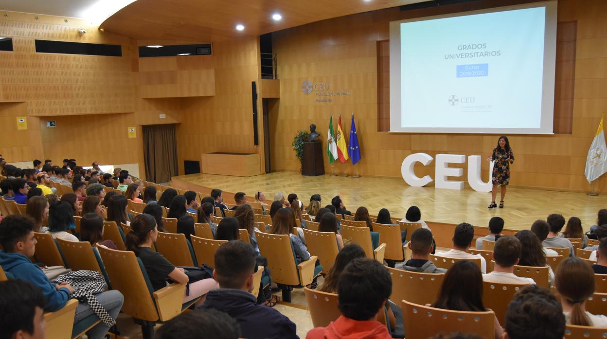 Crece un 13% el número de nuevos alumnos de grado en el Centro de Estudios Universitarios Cardenal Spínola CEU