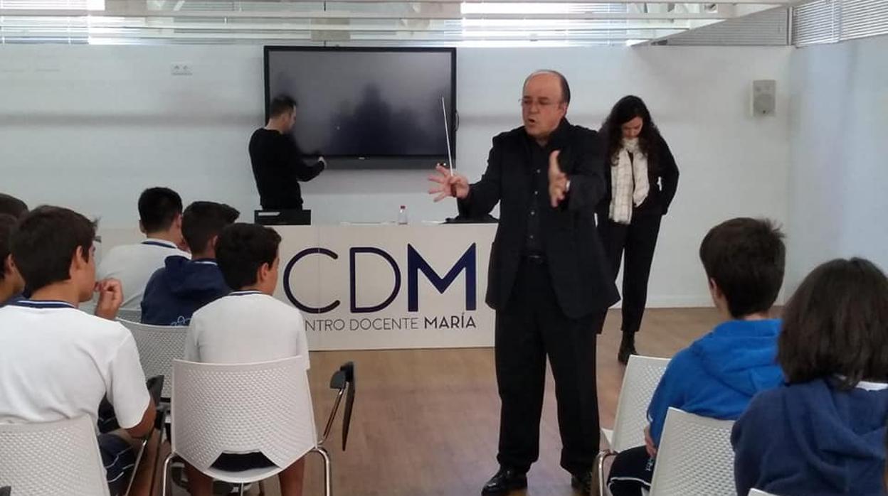 El director de la Orquesta Sinfónica Hispalense visita el CDM