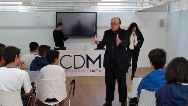 El director de la Orquesta Sinfónica Hispalense visita el CDM