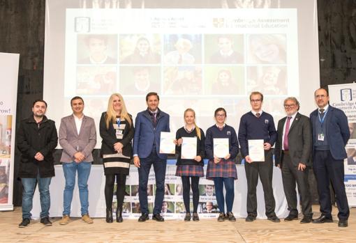 Entrega de Premios Celebration of Achievement y Outstanding Cambridge Learner Awards en CBS 2020