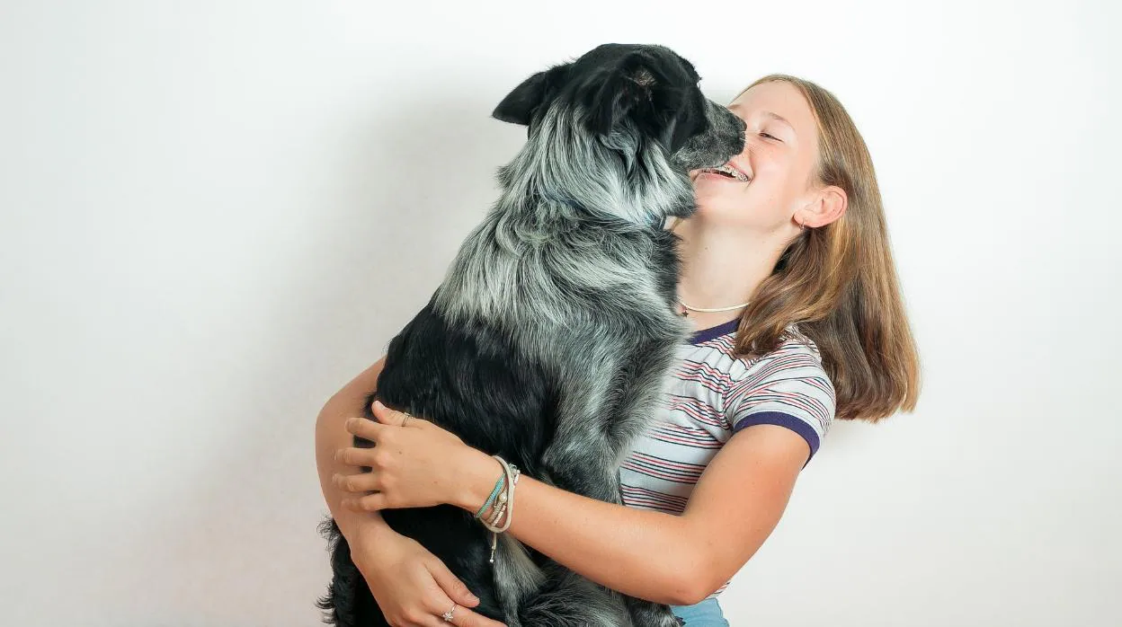 La terapia con perros mejora la autoestima en adolescentes con anorexia