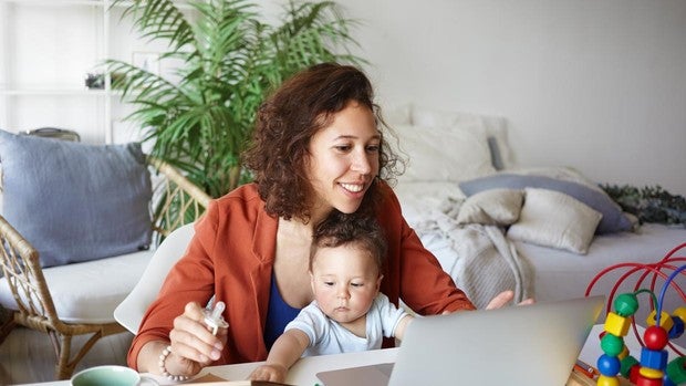 Facebook añade nuevos grupos de padres y madres para apoyarse y compartir recursos