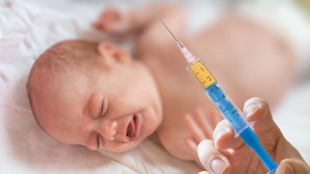 Los pediatras recomiendan vacunar de gripe a los niños desde los 6 meses
