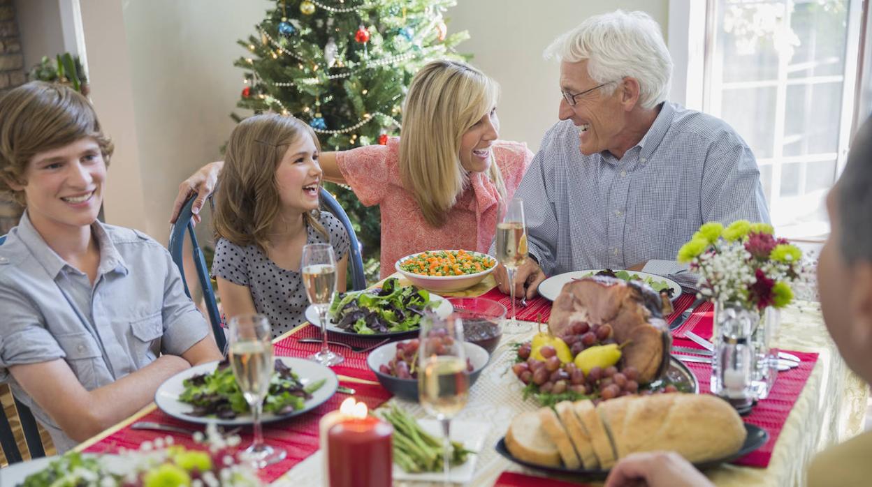 El 58,8% va a celebrar estas fiestas en compañía de familiares y amigos