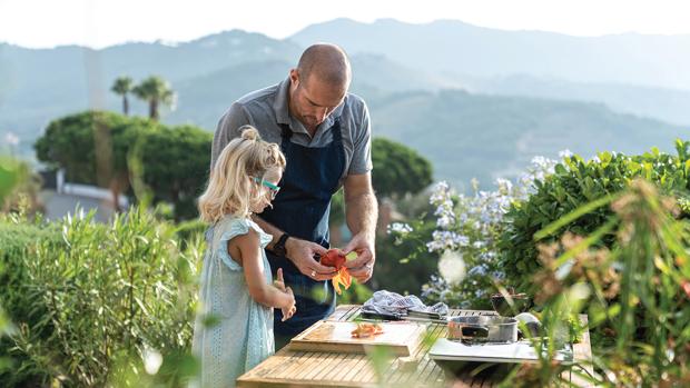 Cuatro beneficios indudables que la cocina aporta a los más pequeños