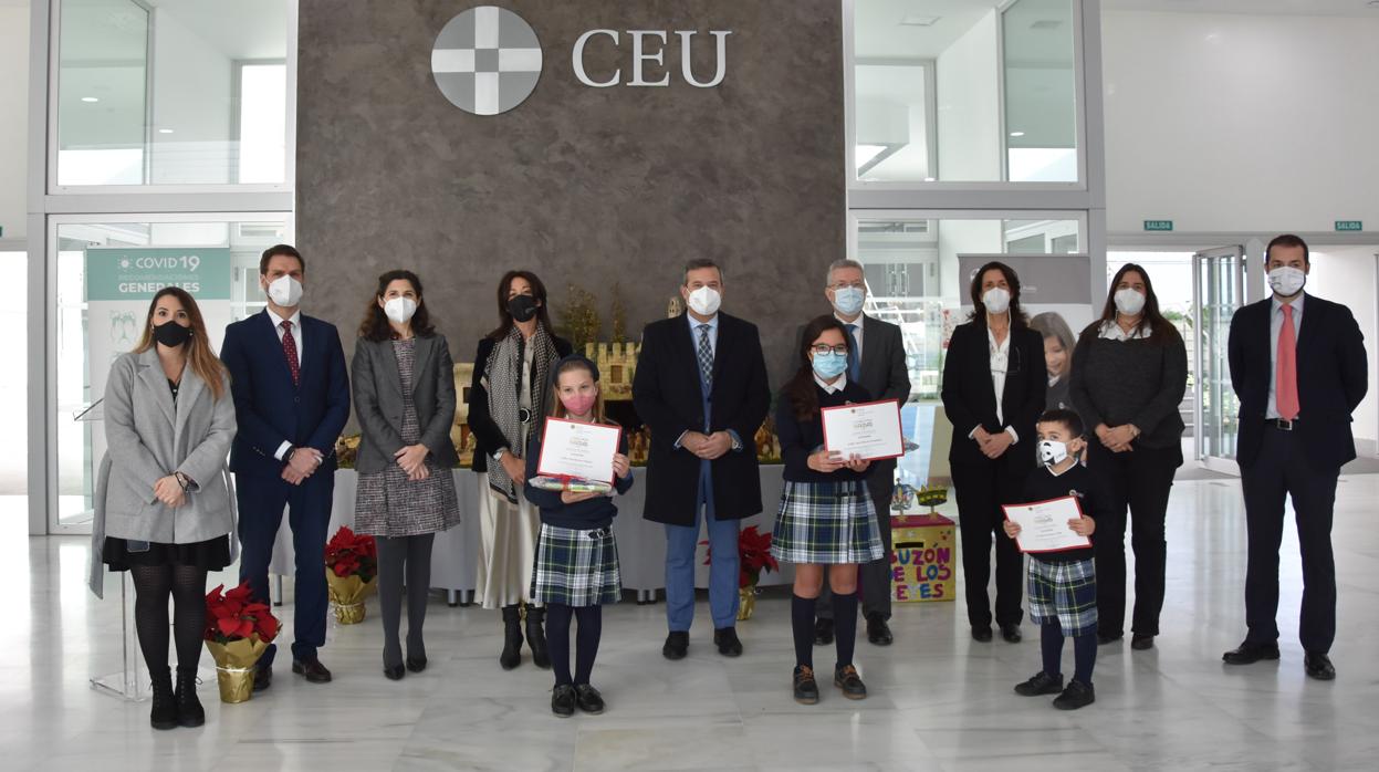 CEU Andalucía entrega los premios de su I Concurso de Navidad y de su III Concurso de Belenes