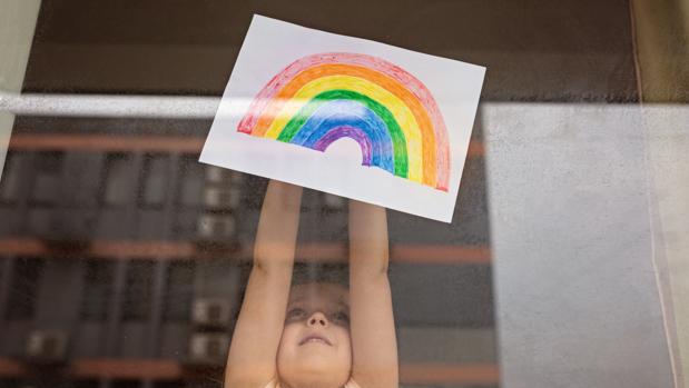 ¿Sabías que acercar a los niños a la naturaleza puede alejarlos de las emociones negativas que rodean la pandemia?