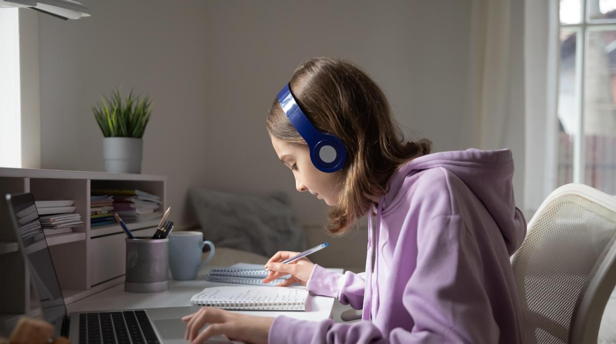 La educación online se refugia de nuevo en los hogares españoles sin muchos avances