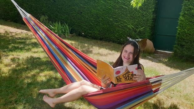 Tener hijos sin pareja: un modelo familiar al alza invisible para la ley
