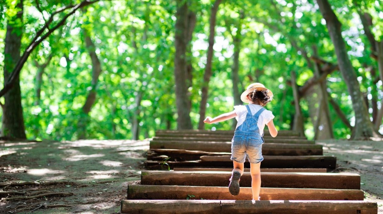 Los 5 beneficios de desarrollar el aprendizaje al aire libre con la llegada de la primavera