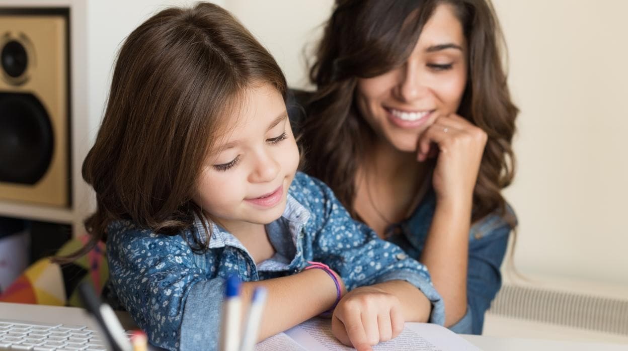 ¿Sabes cómo ayudar a tus hijos a estudiar mejor? Te dejamos seis consejos prácticos