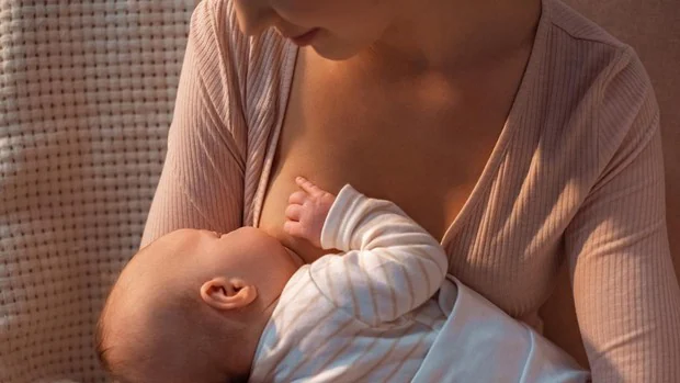 Mantener la lactancia materna exclusiva en el tiempo no es solo tarea de la madre