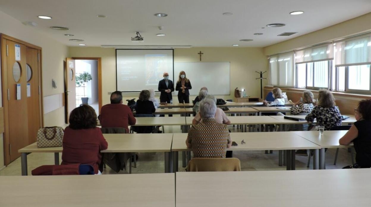 La Vniversitas Senioribus CEU Andalucía renueva su oferta académica de cara al segundo cuatrimestre