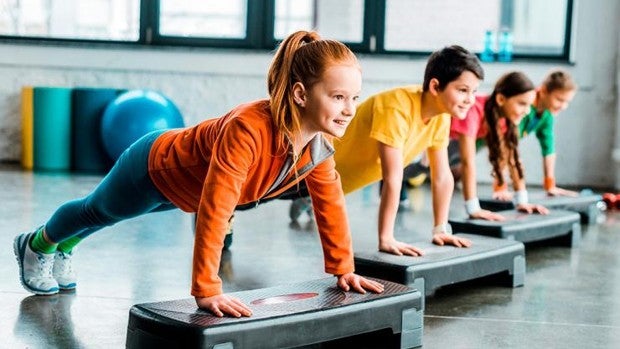 Entrenar fuerza en el aula: lo que los escolares necesitan para mejorar su salud