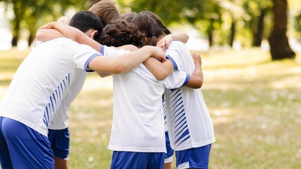 A los niños hay que educarlos en el polideporte antes de centrarlos en una sola actividad