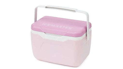 Nevera rosa pequeña