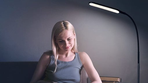 Lámpara de pie LED regulable