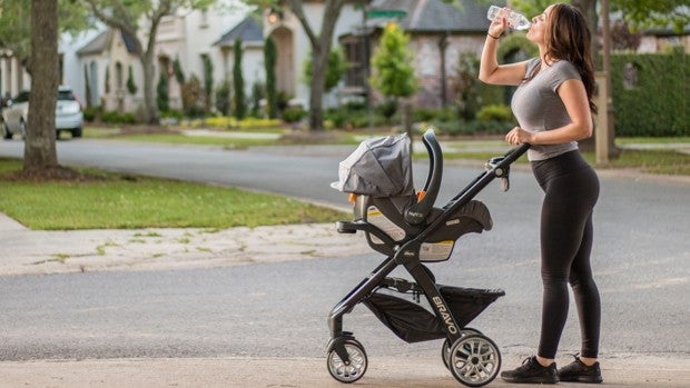 Ofertas en sillas de paseo y sillas de coche para bebés, Amazon se adelanta al Black Friday