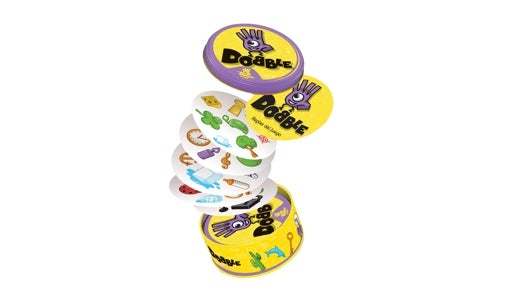 Adelántate a las Navidades y hazte ya con los juegos de mesa más vendidos