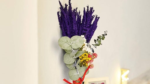 Un ramo de flores preservadas