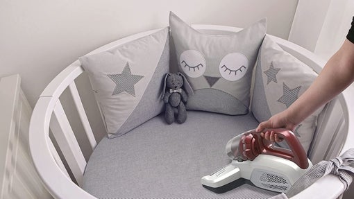 Aspirador de mano antibacterias con cable Hoover