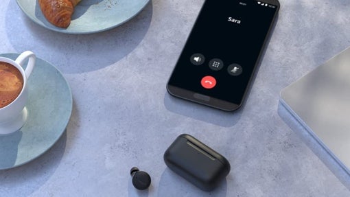 Auriculares inalámbricos con control por voz echo Buds