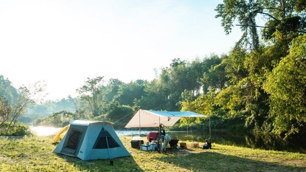 Todo lo que necesitas para un plan de camping perfecto