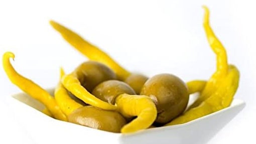 Aceitunas rellenas de guindillas