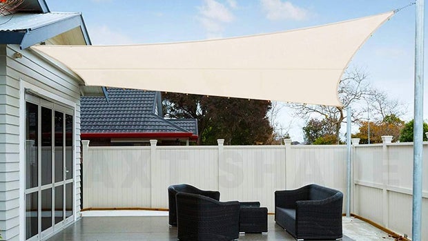 Los mejores toldos vela para terraza y jardín