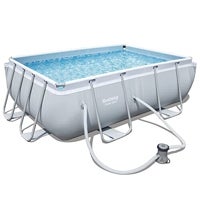 Imagen - Piscina rectangular con depuradora