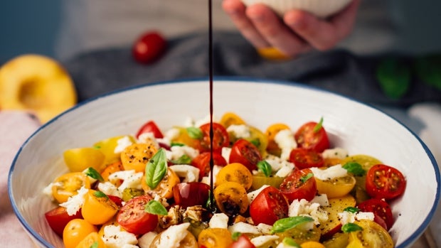 ¿Cómo preparar aliños y salsas de forma rápida?