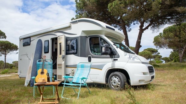 ¿Acampada o casa rural? Que no te falte de nada: cinco artículos para llevar contigo en vacaciones