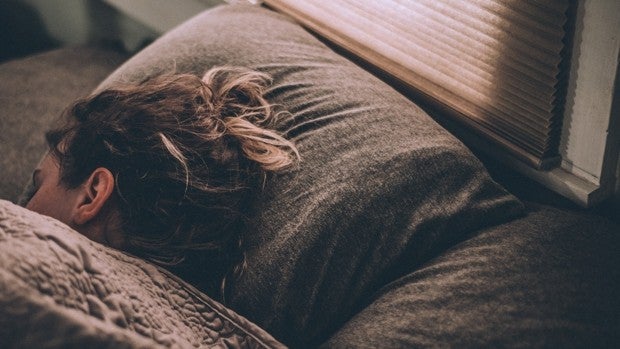 Anticípate al frio del invierno con las mejores mantas eléctricas para la cama
