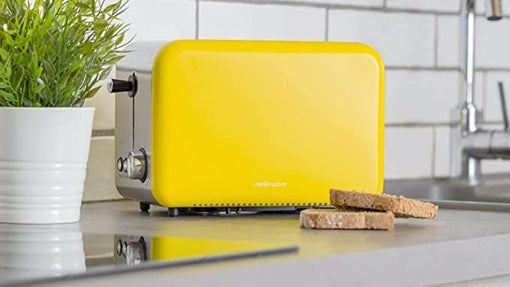 Tostadora color amarillo