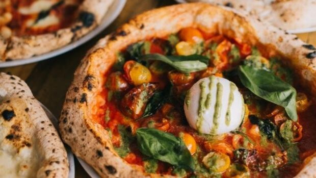 Historia y curiosidades sobre la pizza, el plato italiano más popular