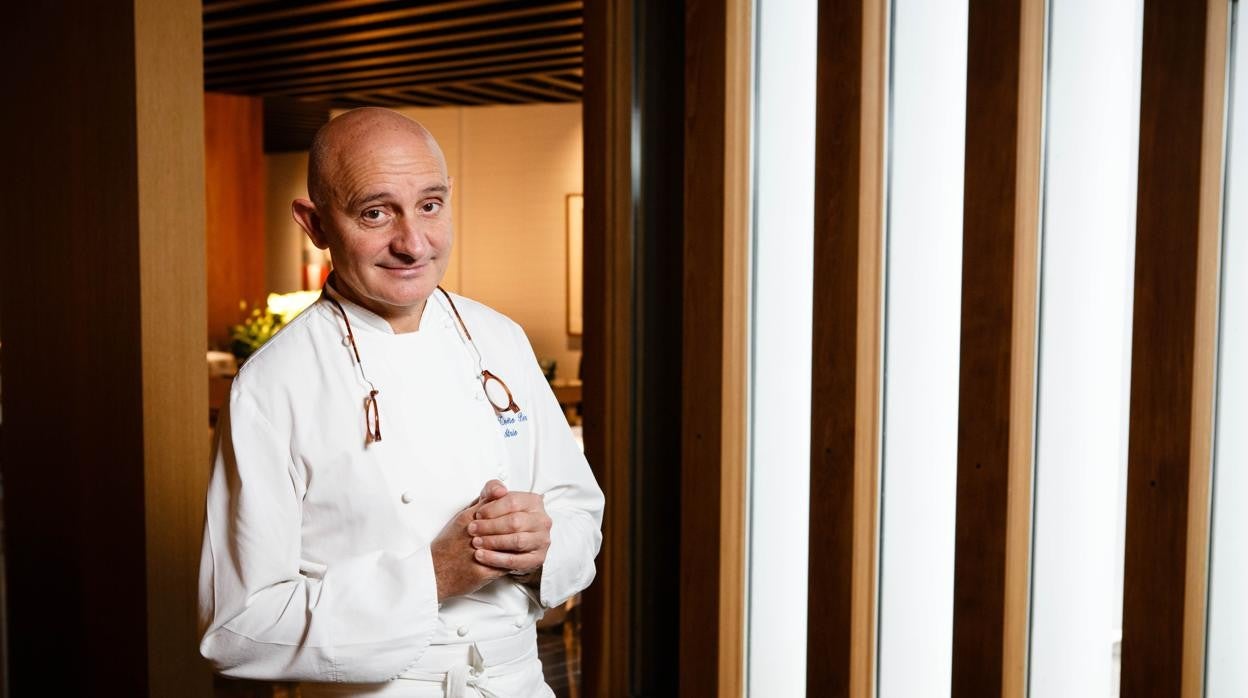 Toño Pérez, chef de Atrio, con dos estrellas Michelin