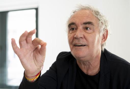 Ferran Adrià durante la entrevista con ABC