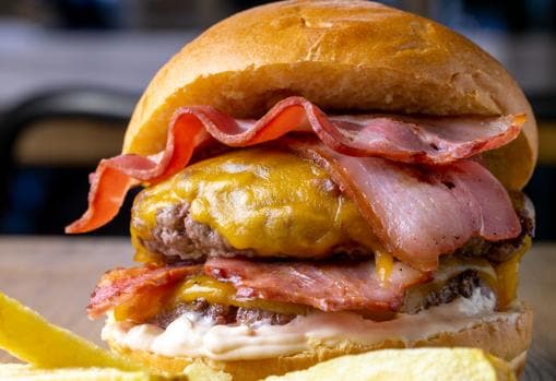 Hamburguesa Frankie cheese bacon super, en Madrid y Alcalá de Henares