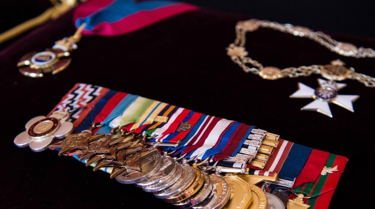 Algunas de las medallas presentes en el funeral