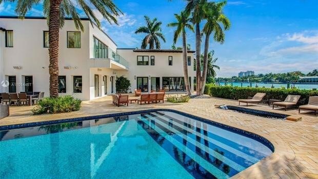 Así es la mansión de Miami donde Jennifer López y Ben Affleck reviven su amor