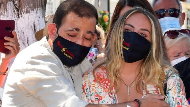 El hijo de Rocío Carrasco confiesa la verdad tras la denuncia a su madre