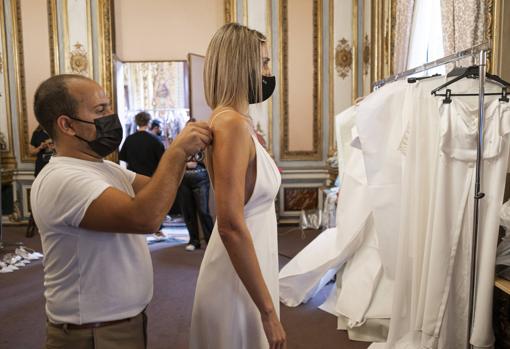 Jorge de la Rosa y Beatriz Tajuelo, momentos antes del desfile