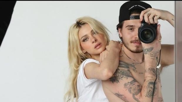 Brooklyn Beckham y Nicola Peltz celebran dos años de amor con estas sensuales fotografías