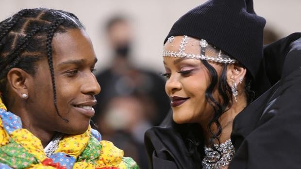 Rihanna, embarazada de su primer hijo con el rapero ASAP Rocky