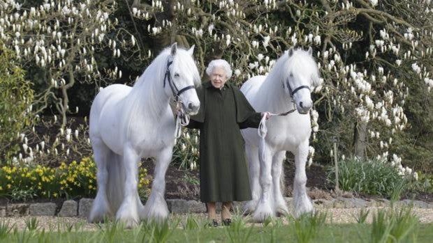 Isabel II celebra su 96 cumpleaños en el lugar que más amaba el Duque de Edimburgo