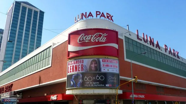 Luna Park, el templo del espectáculo donde se casó Maradona