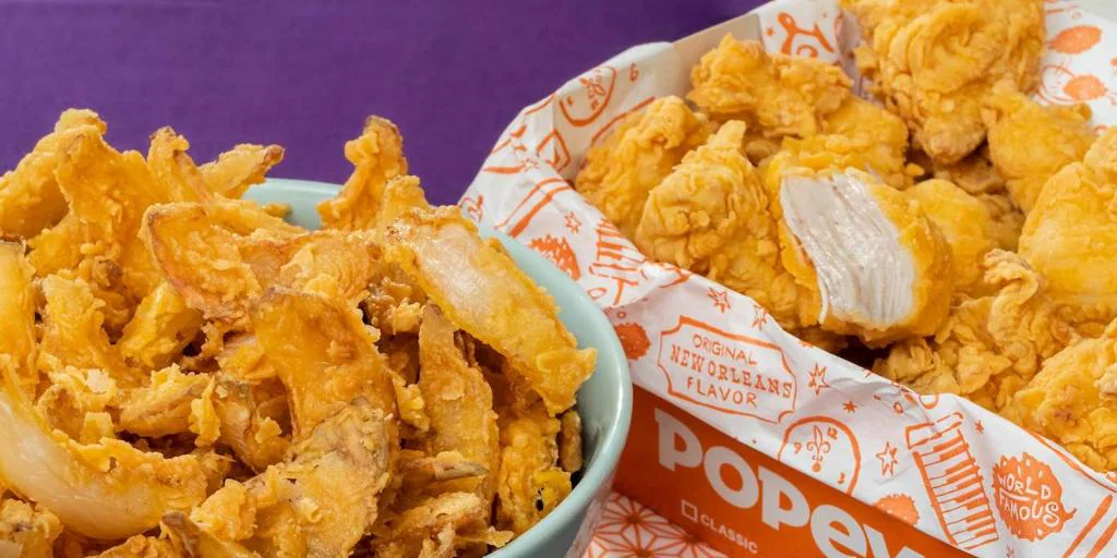 El pollo frito de Popeyes llega a Sevilla