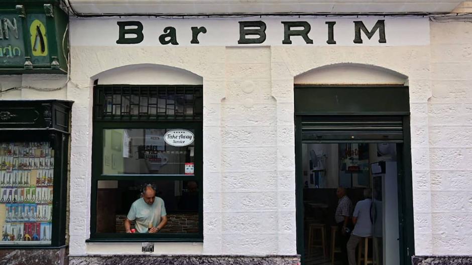 El Bar Brim abre tras la reforma