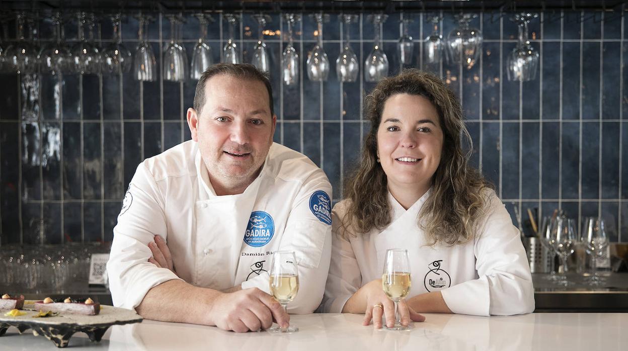 Damián Ríos y Esther Llanos están al frente de DeAtún, en Madrid